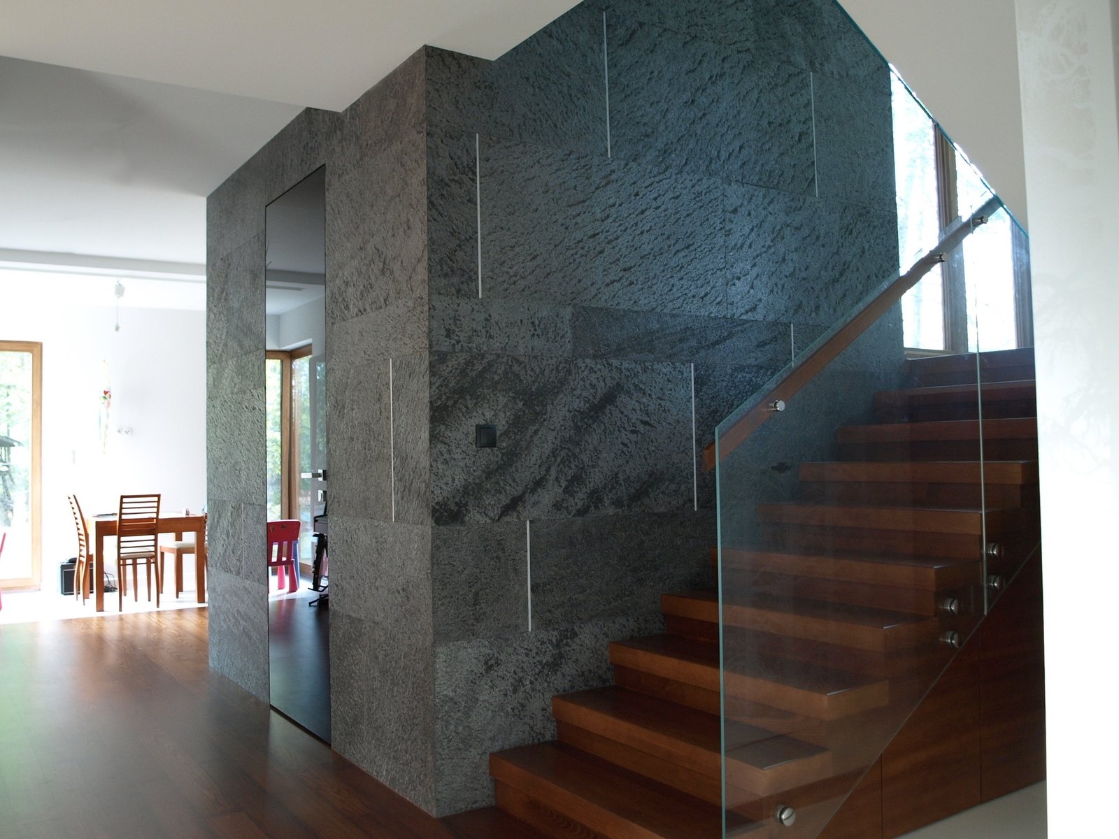 Elastīgā akmens plāksne BERG, 280x122cm - Image 9