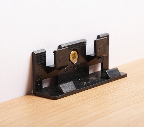 Rocko SPC stiprinājumi grīdlīstei, 30 gab., Kronospan - Image 2