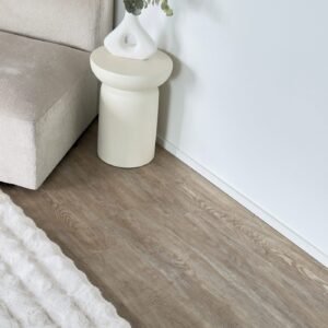 Alternative view of VINILA GRĪDAS SEGUMS - Rustic oak 2533 / 5 x 184 x 1220 mm 33.klase
