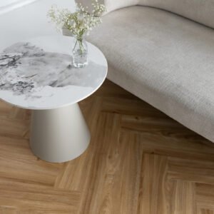 Alternative view of VINILA GRĪDAS SEGUMS SKUJIŅA (HERRINGBONE) - Cedar oak 2060H 6,55 x 128 x 640 mm 33.klase