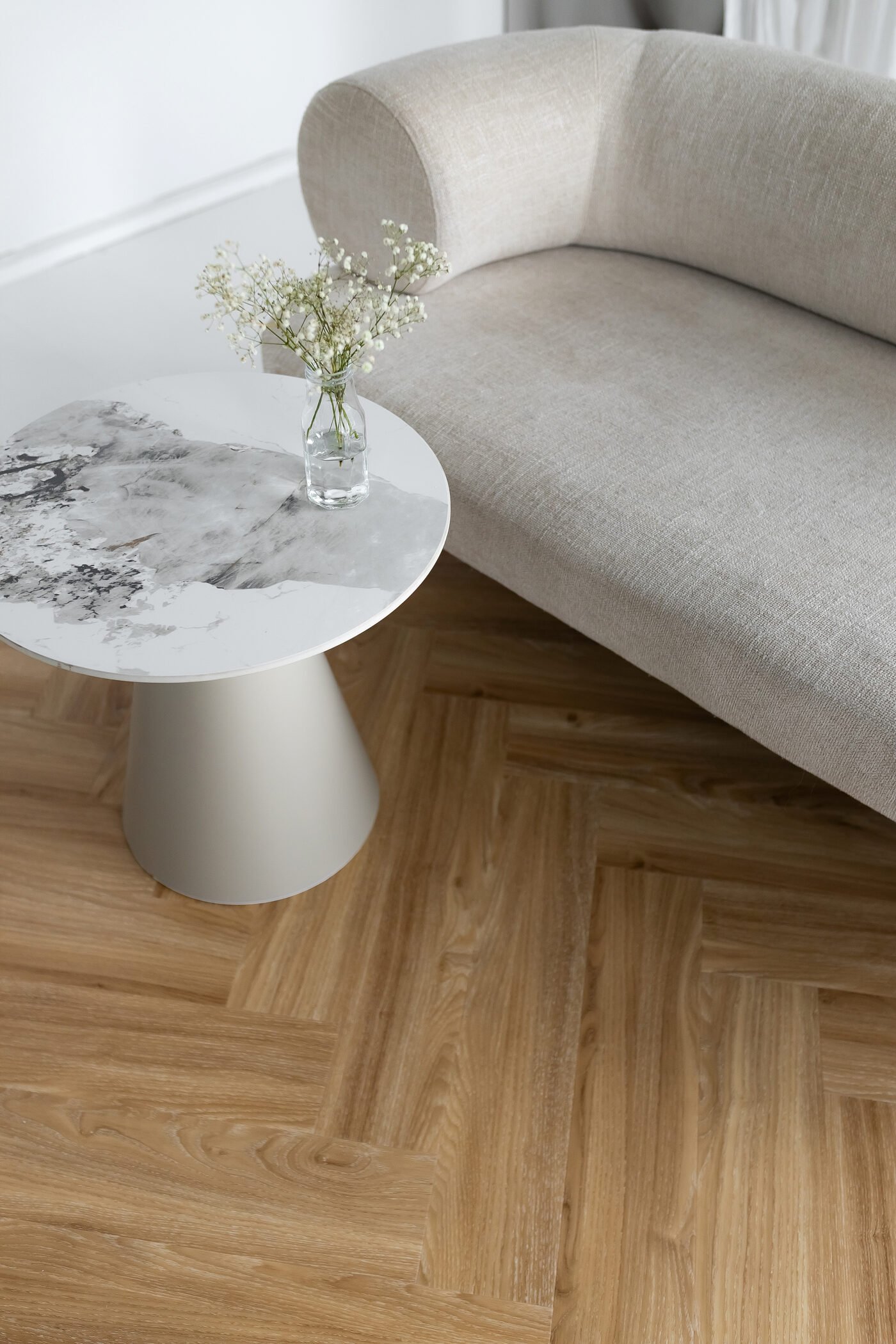 VINILA GRĪDAS SEGUMS SKUJIŅA (HERRINGBONE) - Cedar oak 2060H 6,55 x 128 x 640 mm 33.klase - Image 2