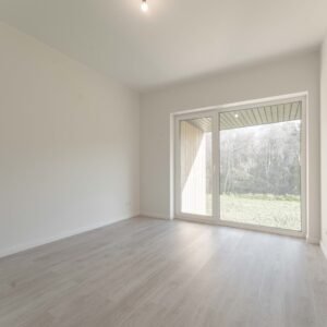 Alternative view of VINILA GRĪDAS SEGUMS - Linnen oak 2215W / 5,5 x 230 x 1220 mm 33.klase
